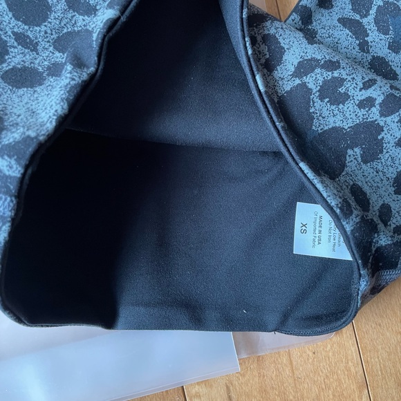 Bombshell reversible tank bra - Picture 2 of 7